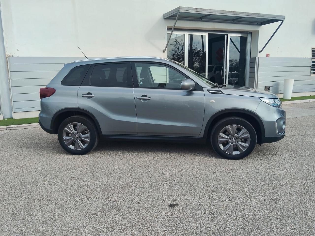 Suzuki Vitara 1.4 Hybrid Cool