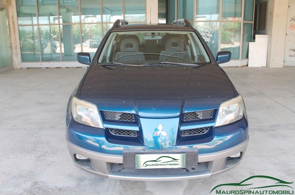 Mitsubishi Outlander 2.4i 16V 4WD Sport