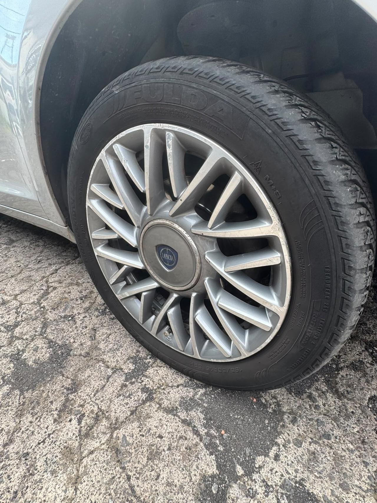 Lancia Ypsilon 1.3 MJT 16V 95 CV 5 porte S&S Platinum