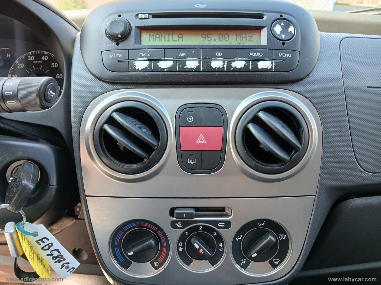 FIAT QUBO 1.3 MJT 75 CV Trekking