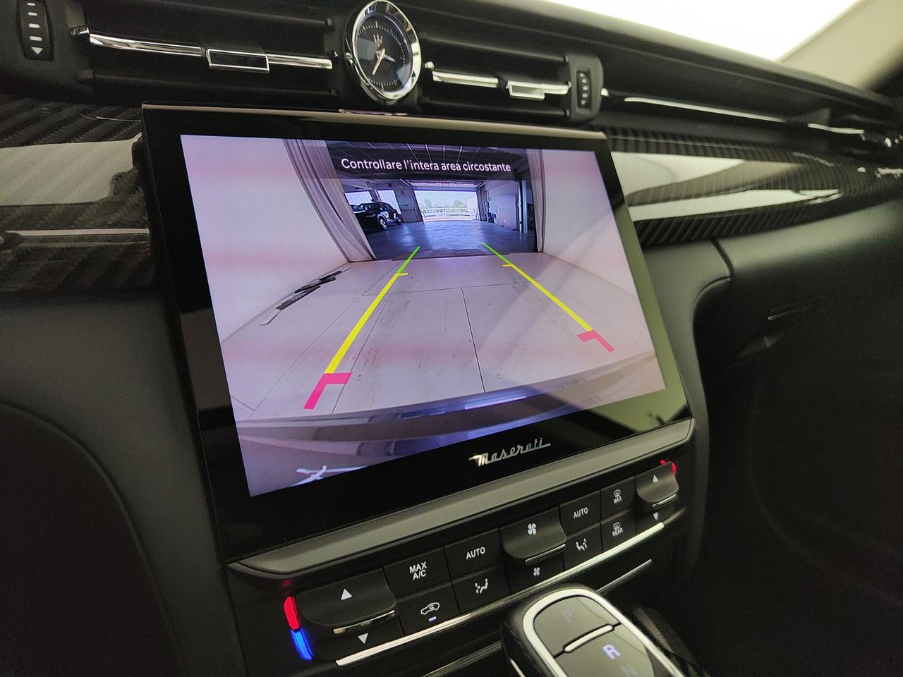 MASERATI Quattroporte 3.8 V8 Trofeo 580cv rwd auto