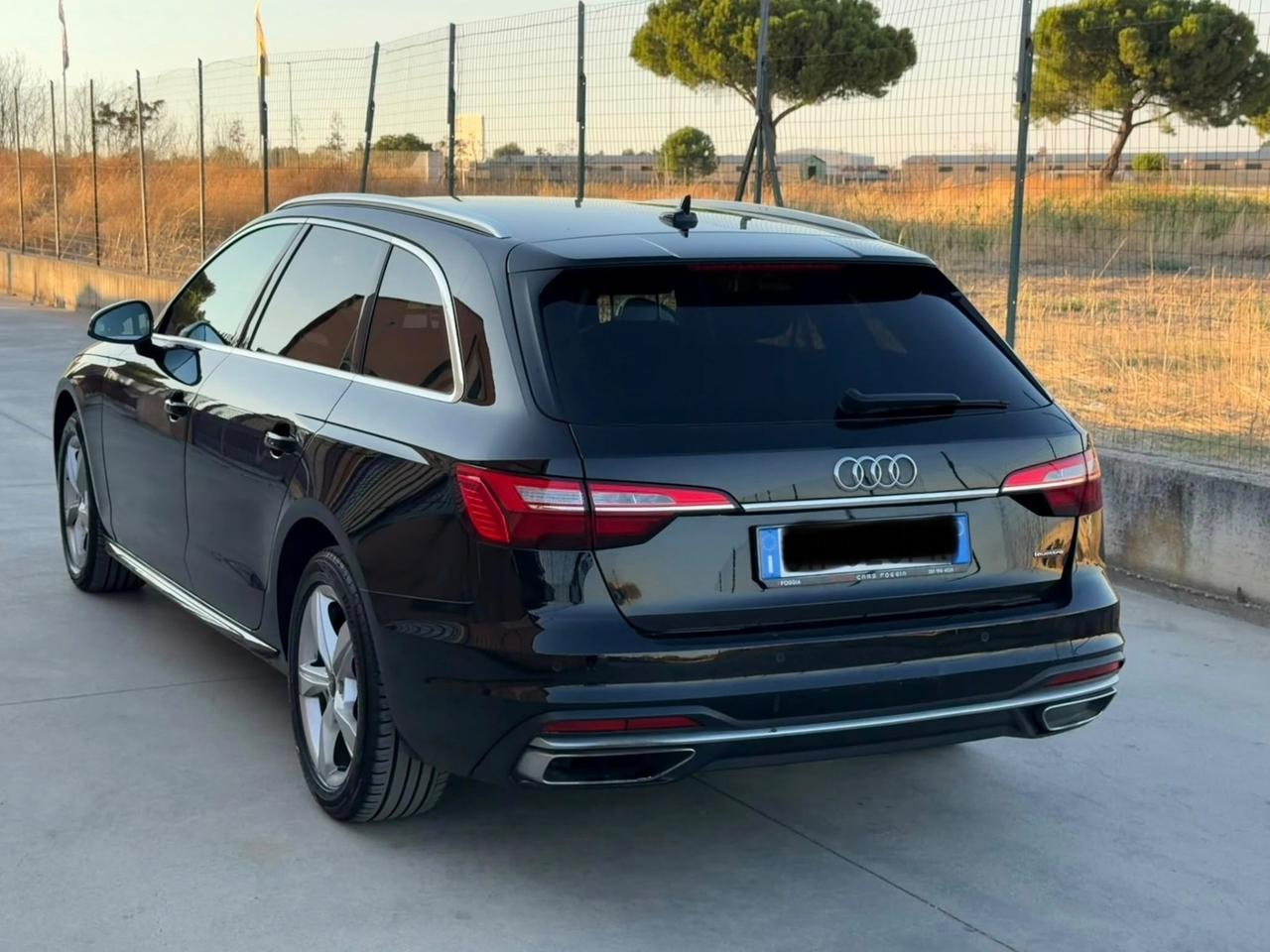 Audi A4 40 TDI S tronic Business