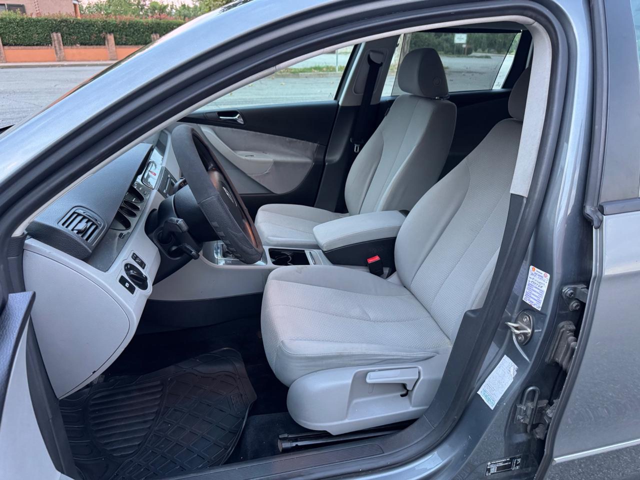 Volkswagen Passat 1.9 TDI/105CV DPF Var. BlueMotion