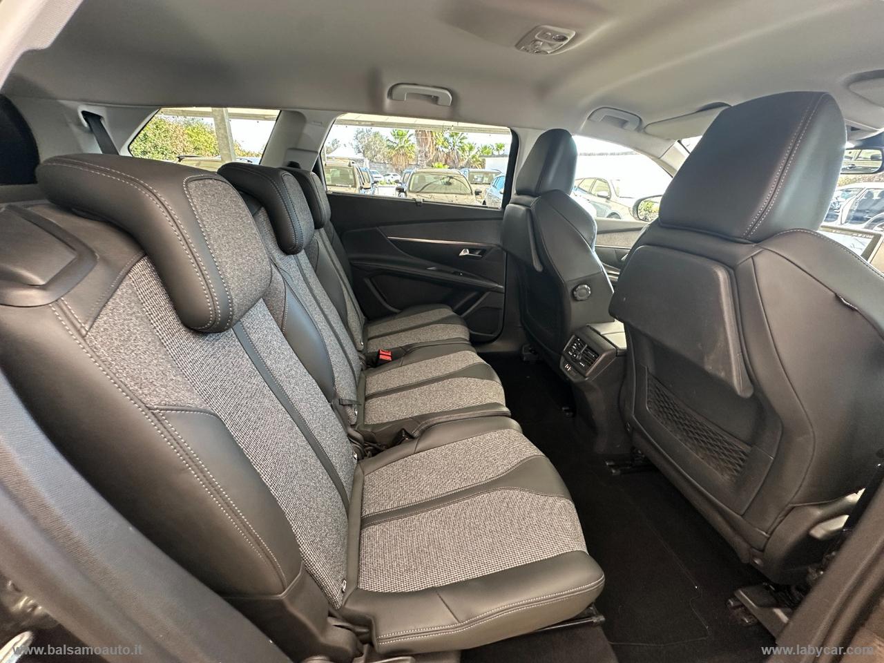 PEUGEOT 5008 BlueHDi 130 S&S EAT8 Allure