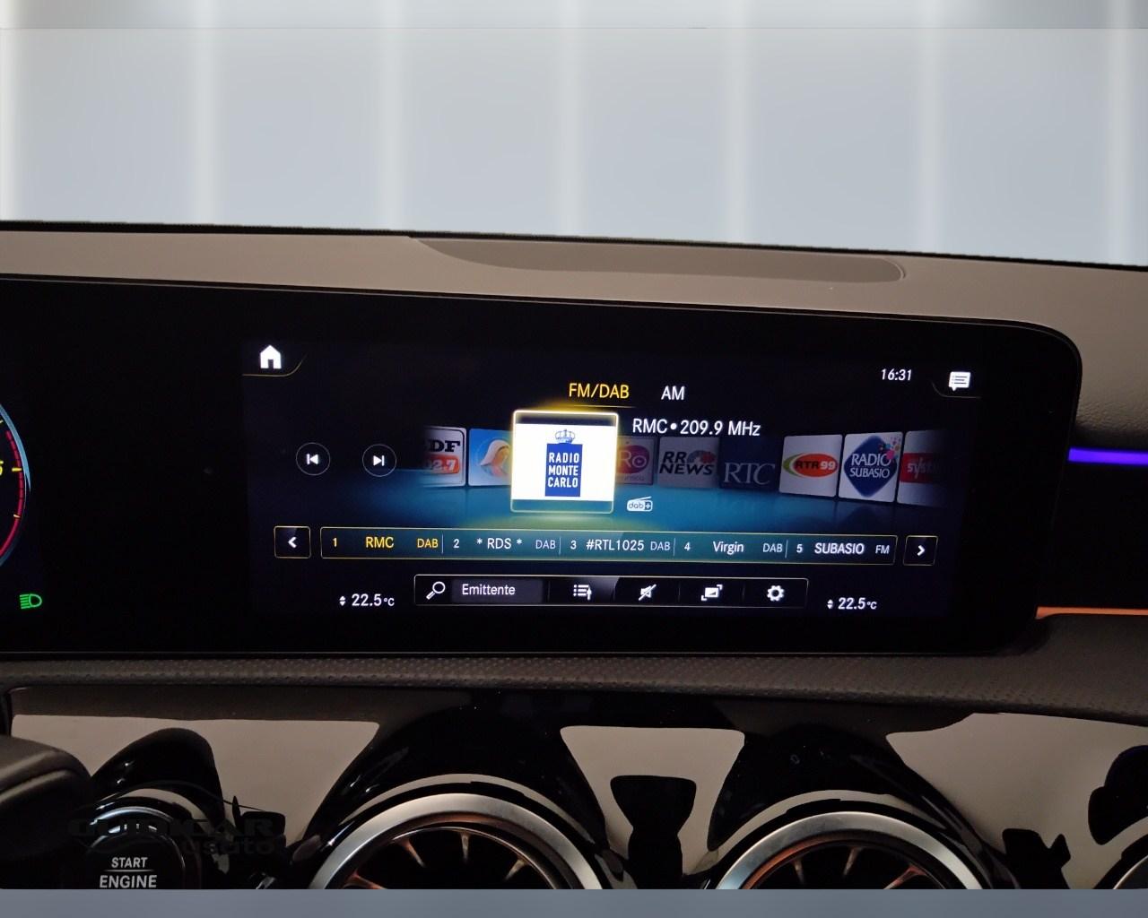 Mercedes-Benz Classe A - W177 2018 - A 180 d Premium auto