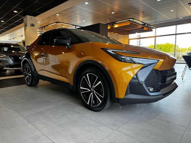 TOYOTA C-HR 2.0 PHEV Lounge Premiere