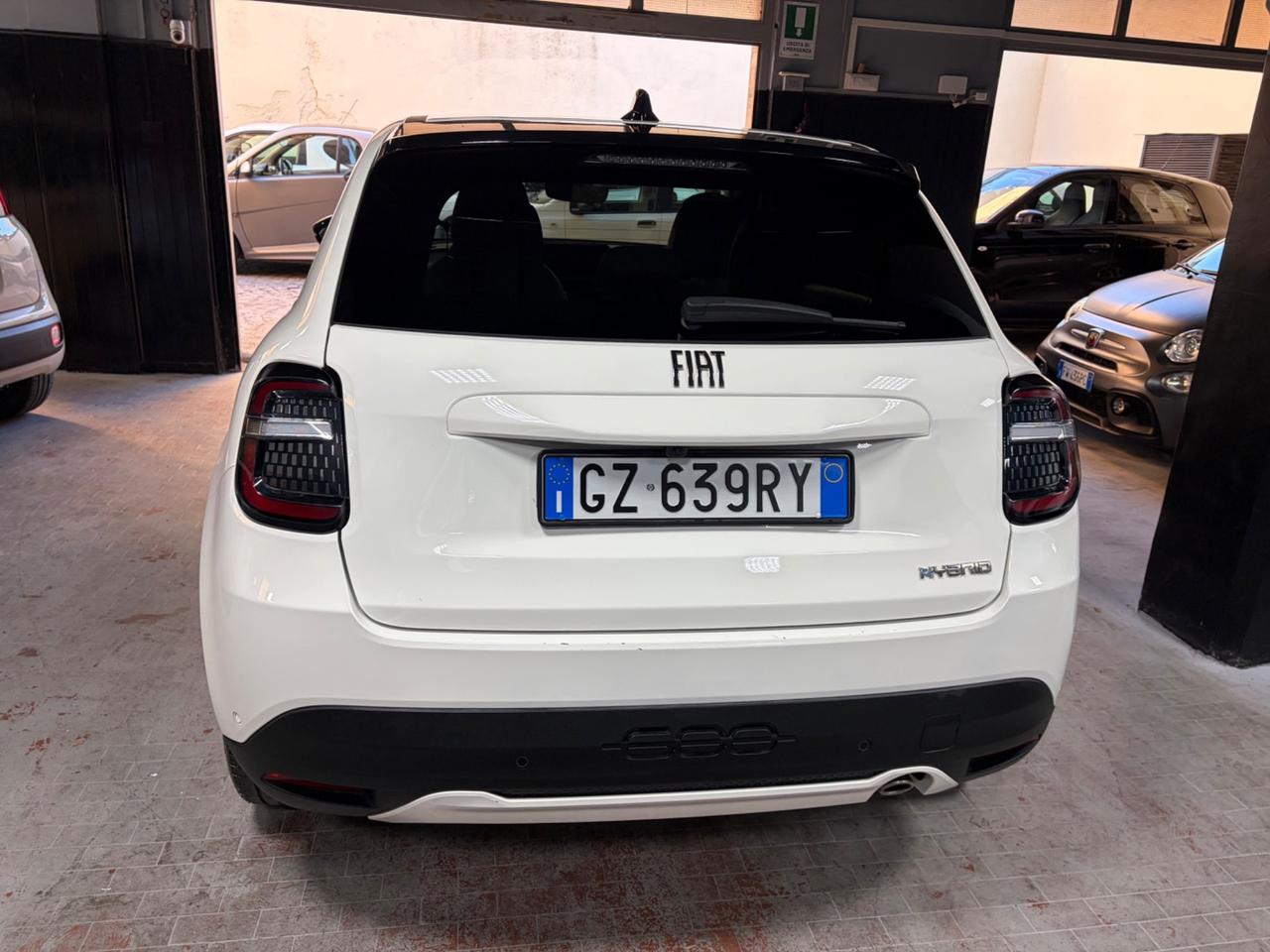 Fiat 600 Hybrid 110 CV DCT MHEV La Prima