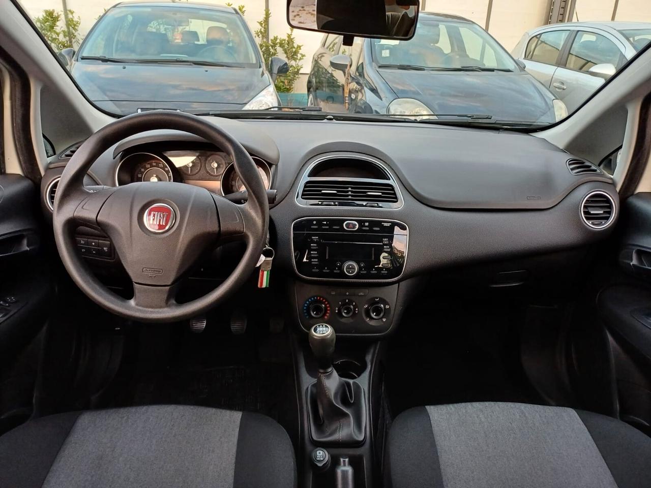 Fiat Punto 1.3 MJT 75 CV 5 p. Street - 2015