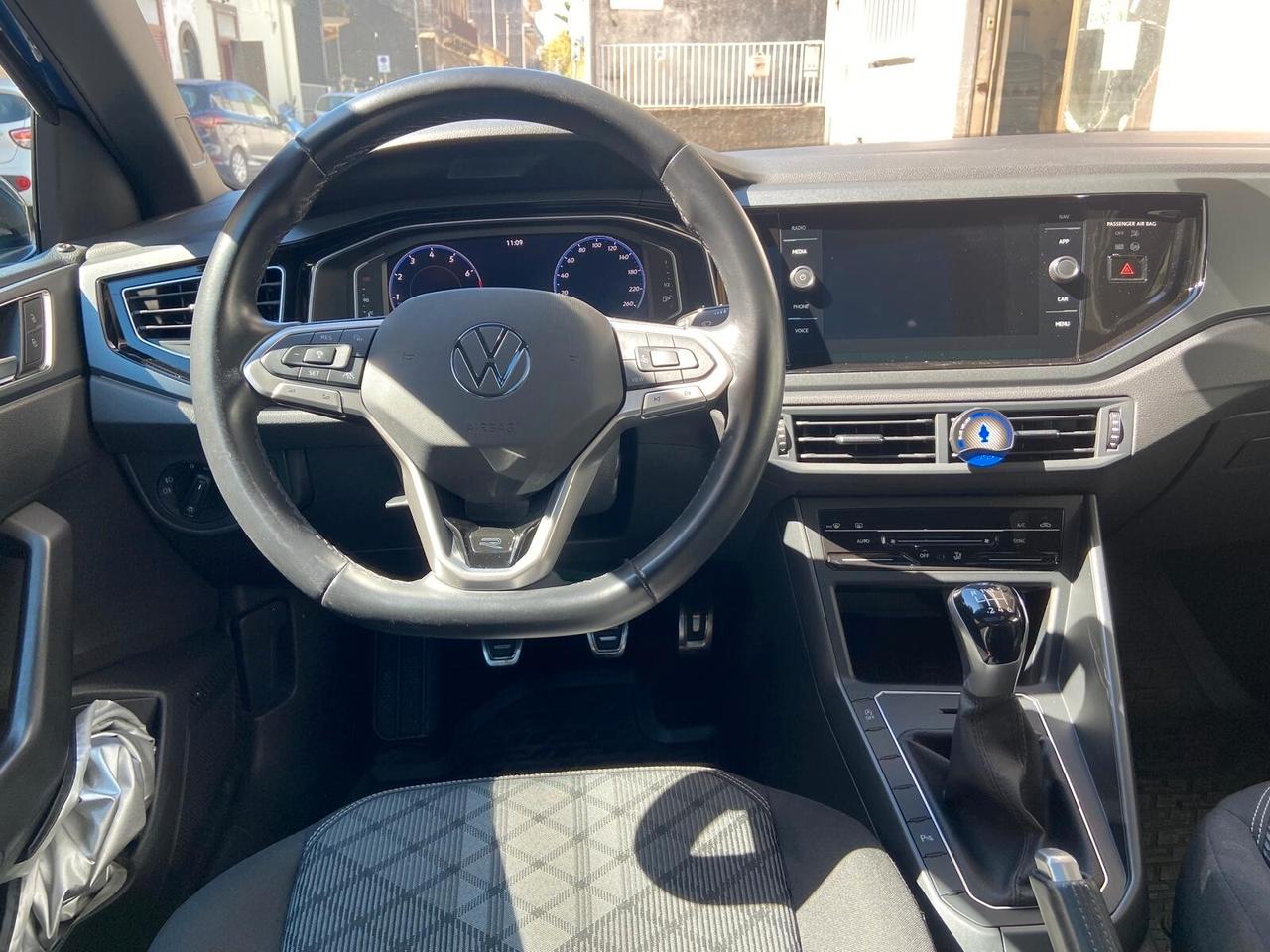 Volkswagen Taigo 1.0 TSI 110 CV R-Line Garanzia Ufficiale