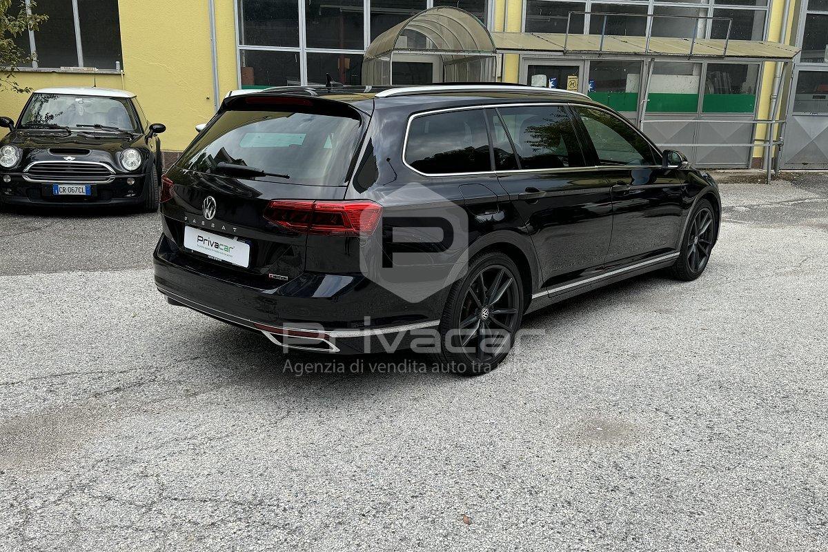 VOLKSWAGEN Passat Variant 2.0 TDI SCR 190 CV 4MOTION DSG Executive BMT