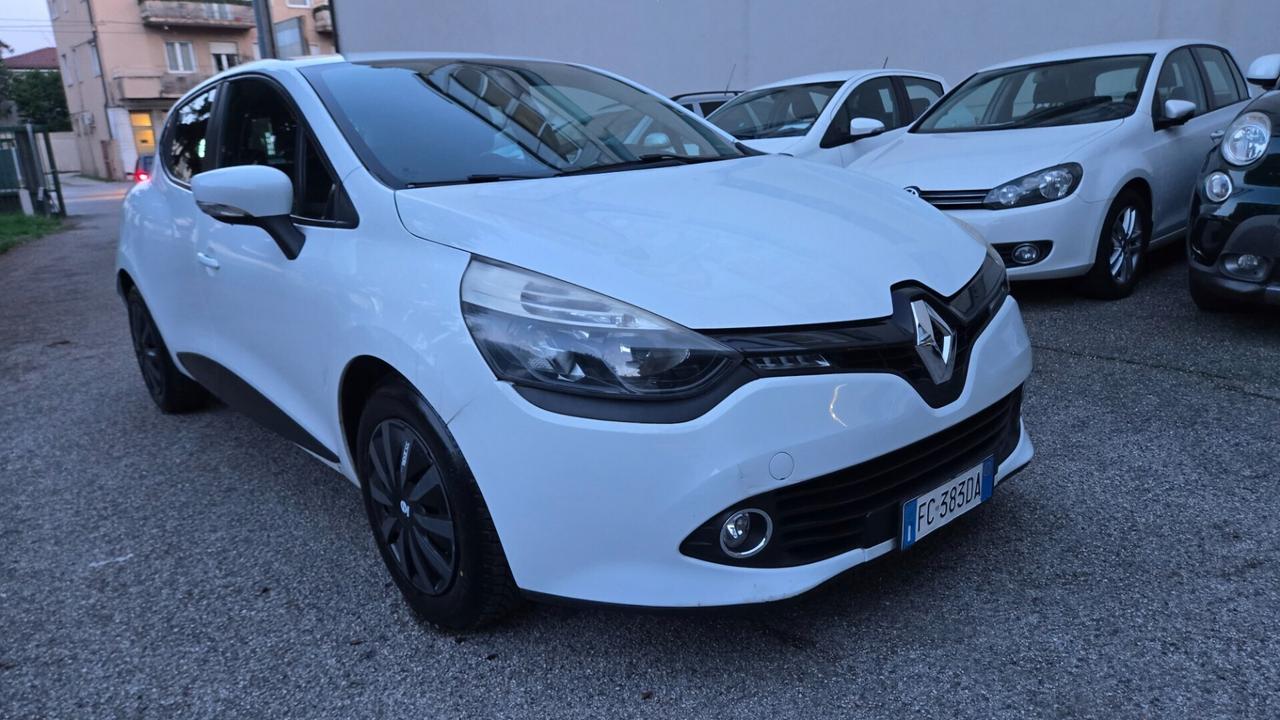 Renault Clio dCi 8V 75CV Start&Stop 5 porte Energy
