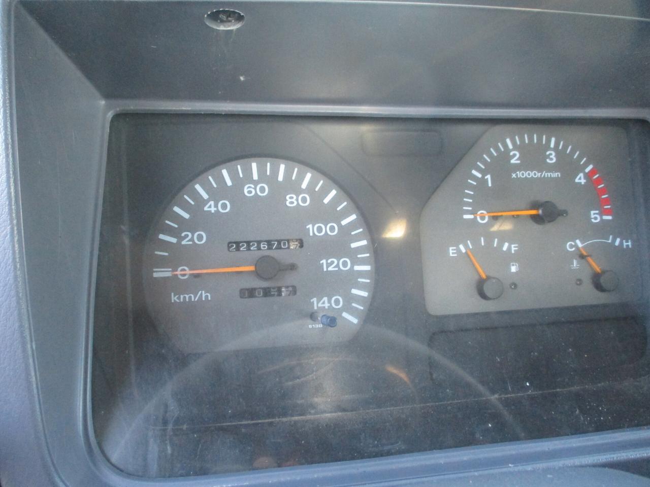 Nissan Cabstar 3000 110CV RIBALTABILE TRILATERALE