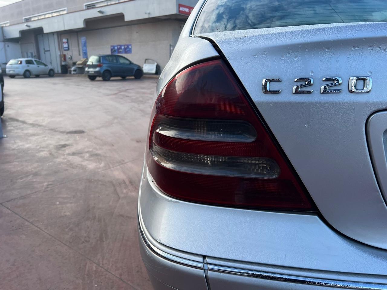 Mercedes-benz C 220 250 turbodiesel cat Elegance