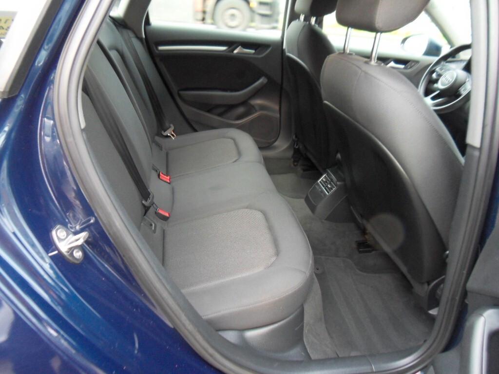 Audi A3 SPB 35 TDI S tronic Business