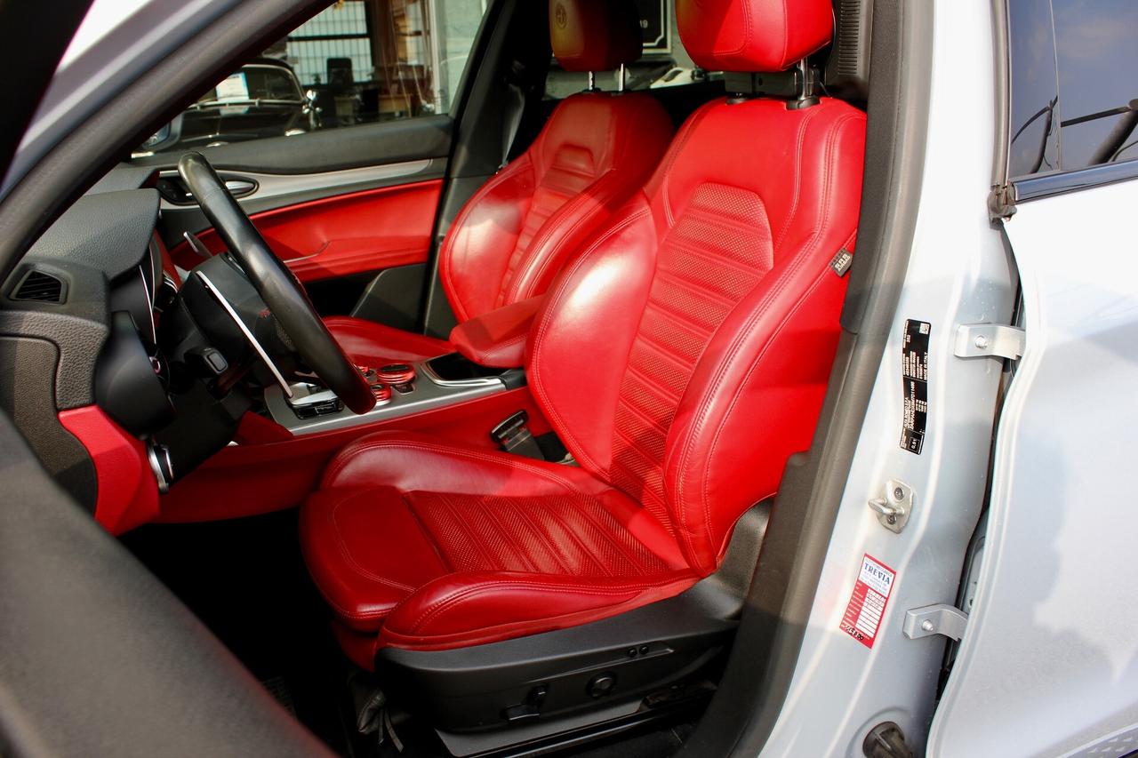 Alfa Romeo Stelvio 2.2 Turbodiesel 210 CV AT8 Q4 Veloce PELLE NAVY BAULE ELETT.
