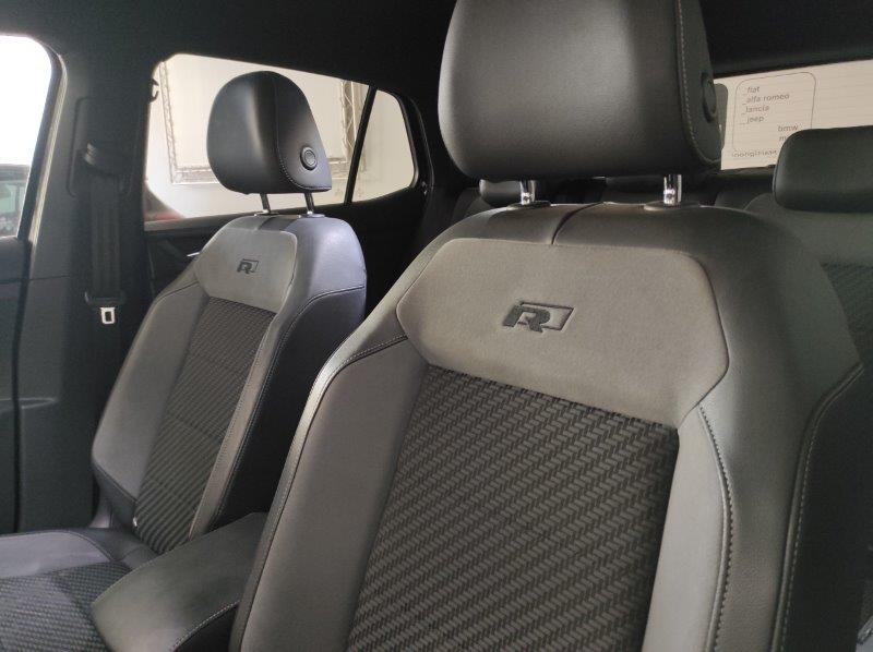 VOLKSWAGEN T-Cross - T-Cross 1.0 TSI Sport