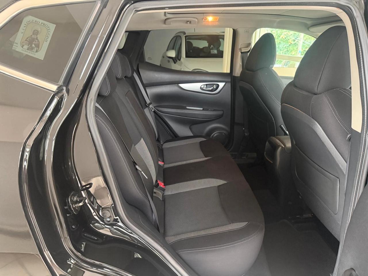 Nissan Qashqai 1.5 dCi N-Connecta