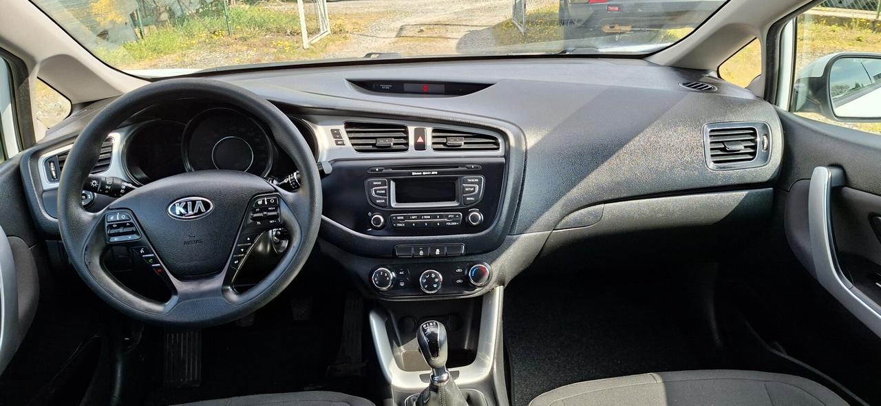 Kia Ceed cee'd 1.4 CRDi 5 porte Active