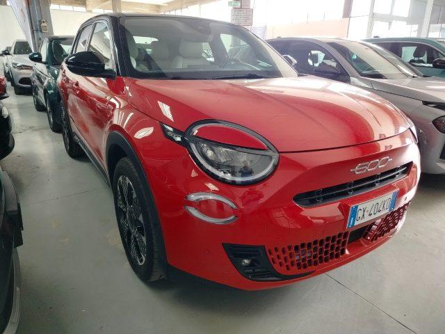 FIAT 600 Hybrid 100 CV DCT MHEV La Prima
