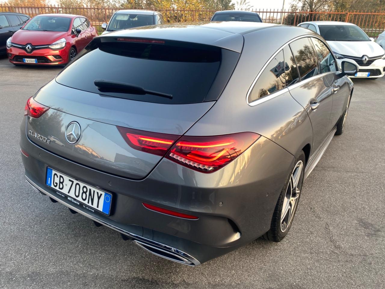 Mercedes CLA 200d Automatic Shooting Brake Premium AMG