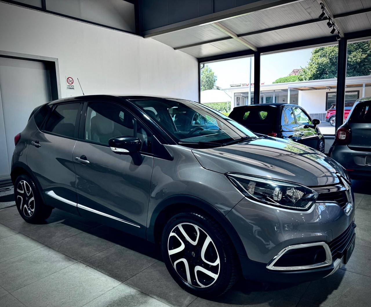 Renault Captur 1.5 dCi 90CV EDC Iconic
