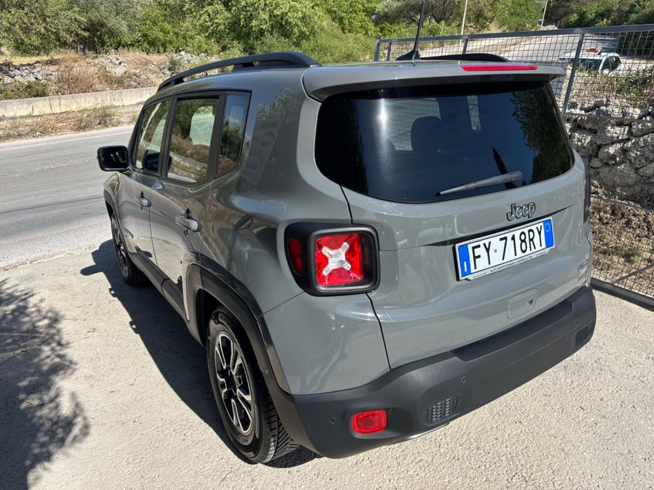 Jeep Renegade 1.6 Mjt 120 CV Longitude