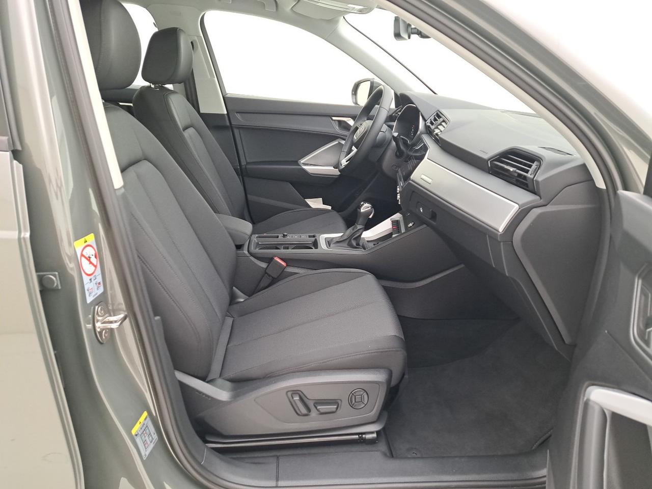 Audi Q3 35 1.5 tfsi business advanced s-tronic