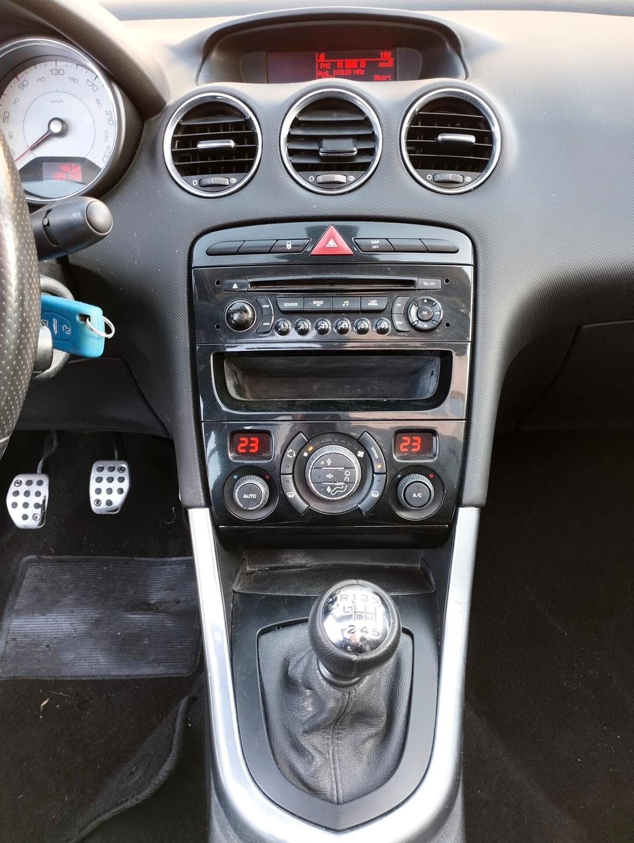 Peugeot 308 2.0 HDi 163CV CC Allure