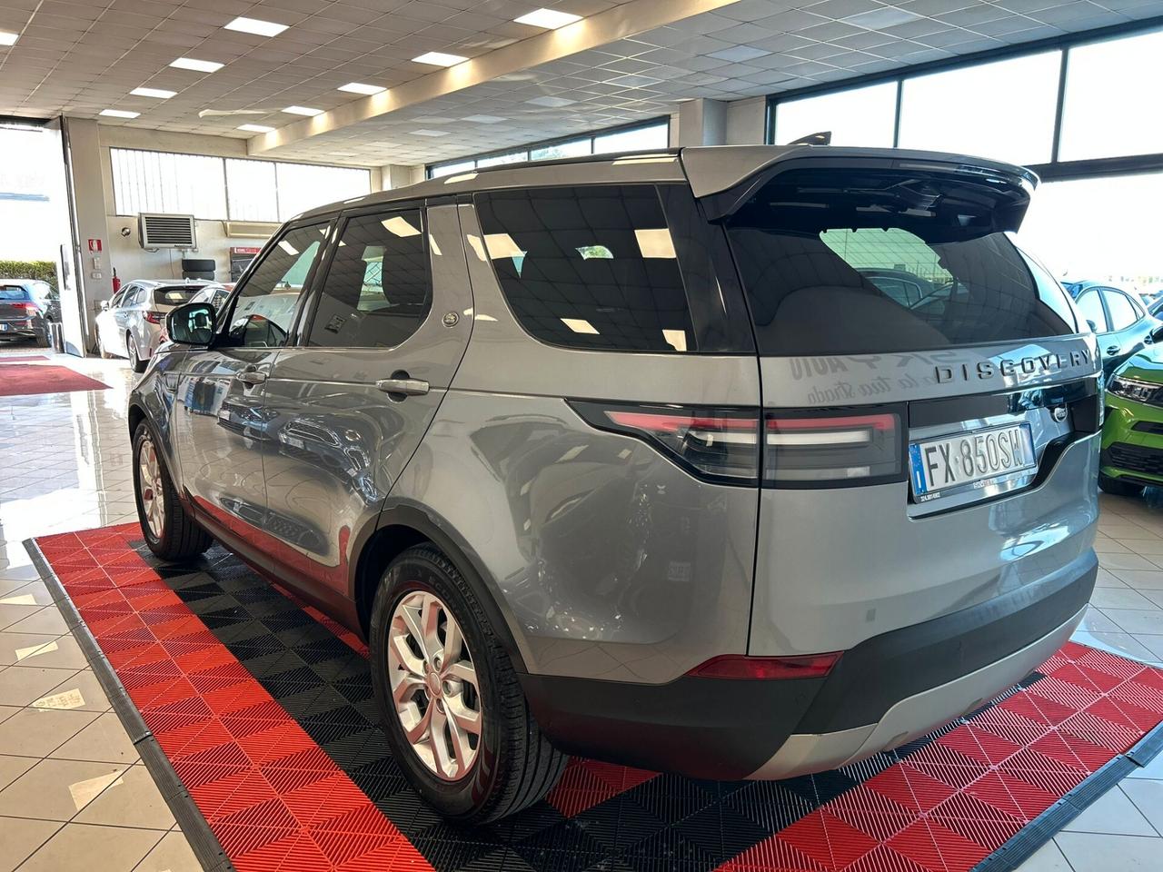 Land Rover Discovery 2.0 SD4 240 CV SE 7 POSTI