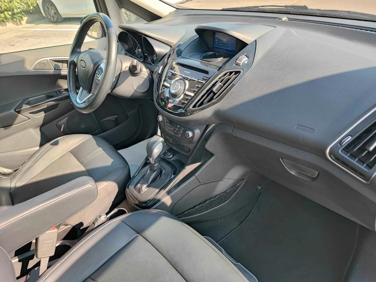 Ford B-Max con sedile girevole