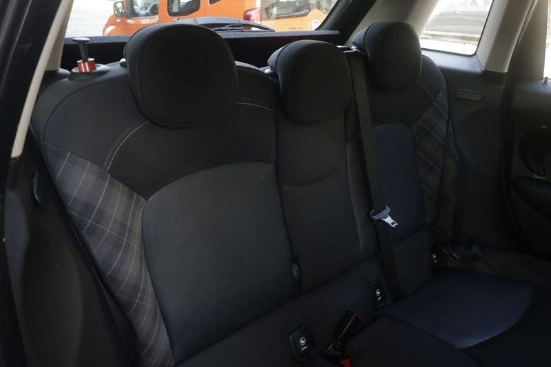 MINI Mini 5 porte MINI Mini 5 porte Mini 1.5 One D 5 porte Unicoproprietario