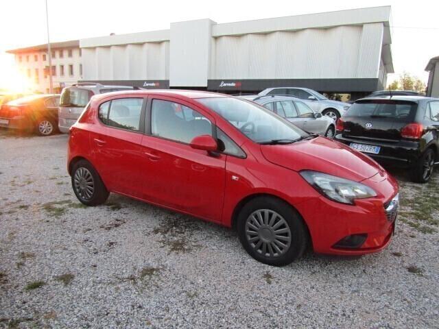 Opel Corsa 1.2 5 porte anche neopatentati