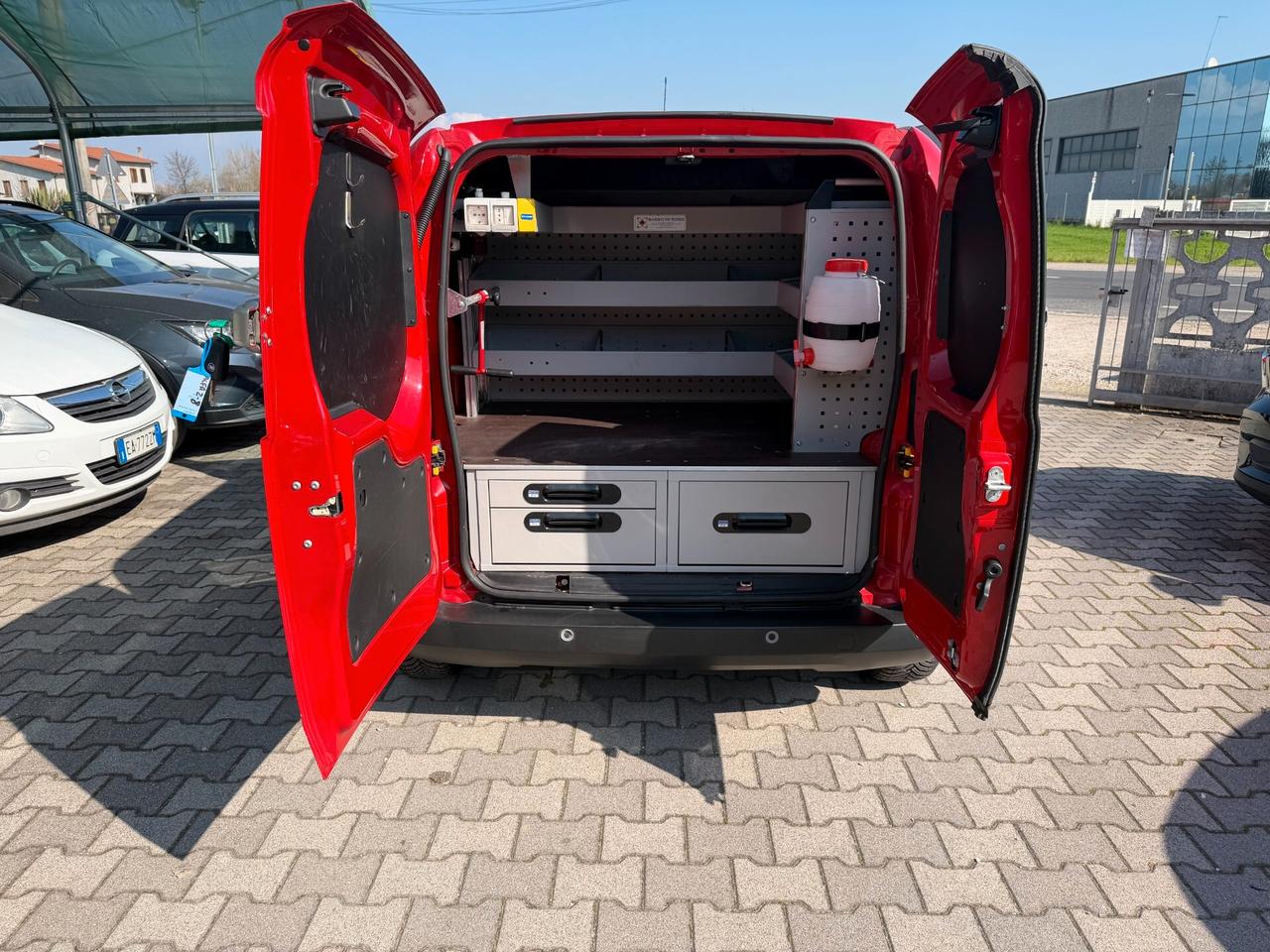 Fiat Fiorino 1.3 MJT 95CV allestito