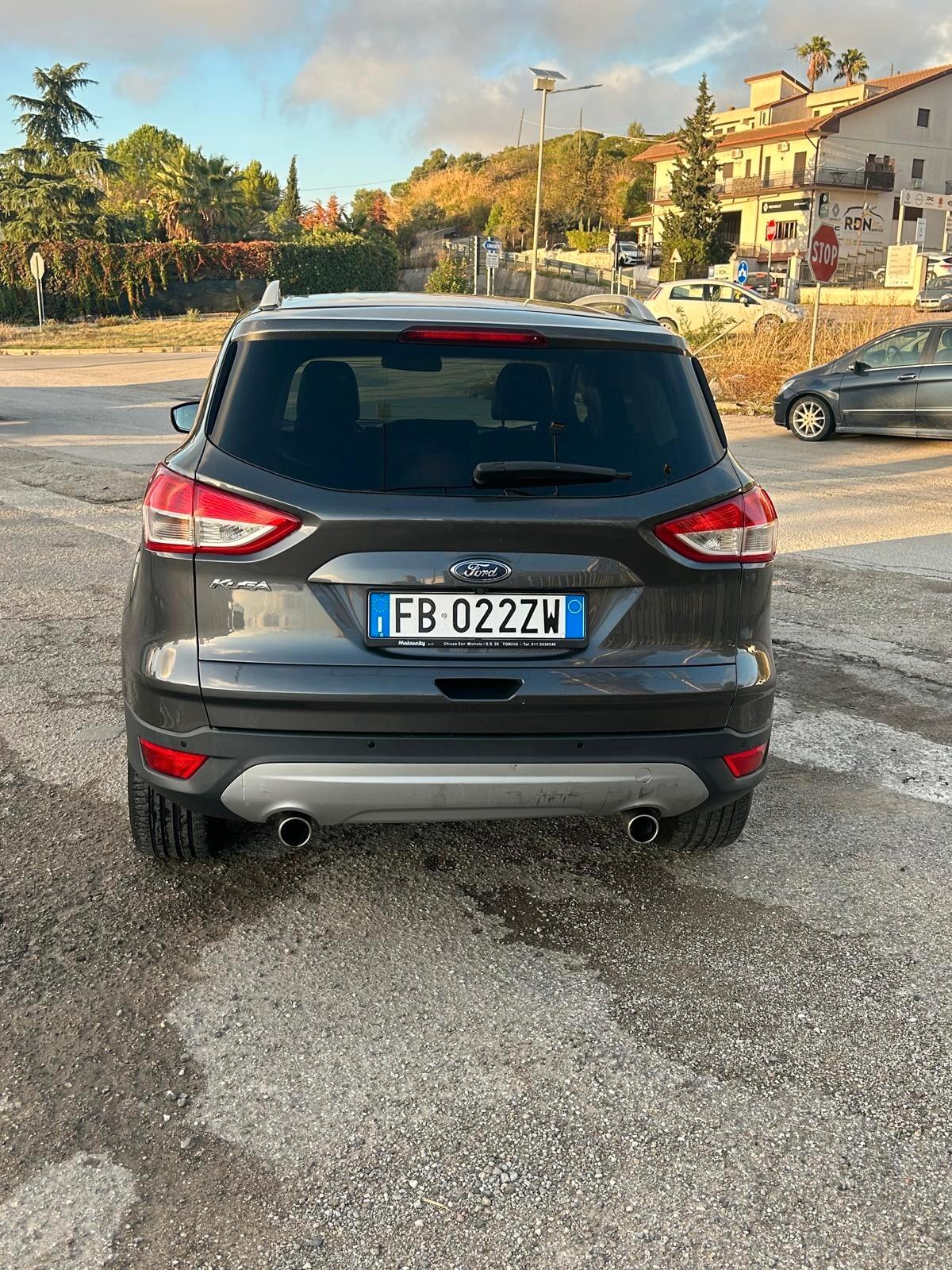 Ford Kuga 2.0 TDCI 120 CV S&S 2WD Titanium