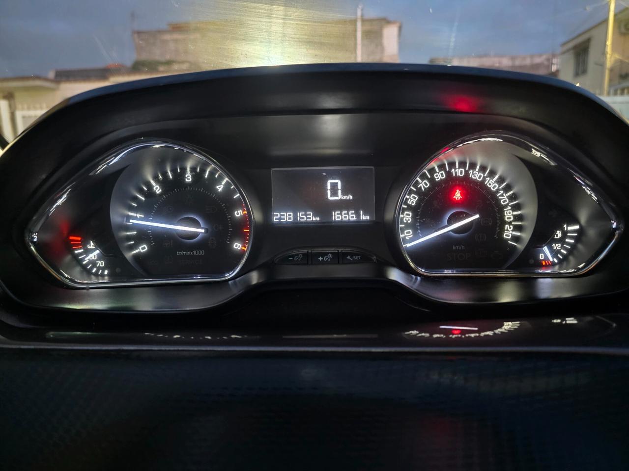 Peugeot 2008 1.4 HDi 68CV Active