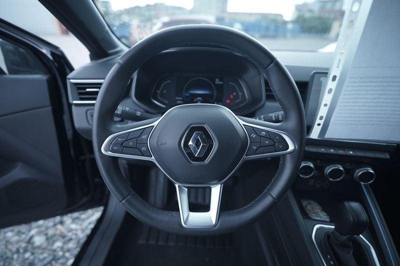Renault Clio 1.6 E-Tech hybrid Intens 140cv auto my21