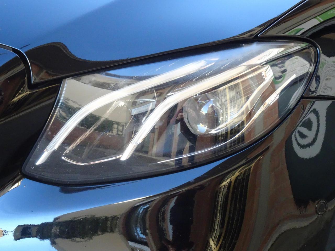 Mercedes-Benz E 220 d Auto Premium Plus