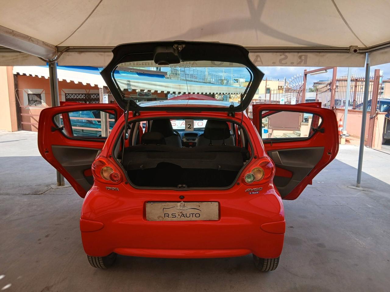 TOYOTA Aygo 1.0b 5p soli km114000 full 05