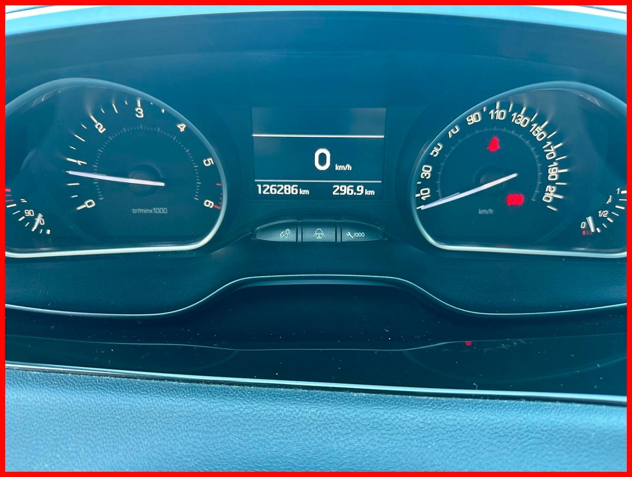 Peugeot 208 1.4 HDi 68 CV 5P. Allure CON 120MILA KM