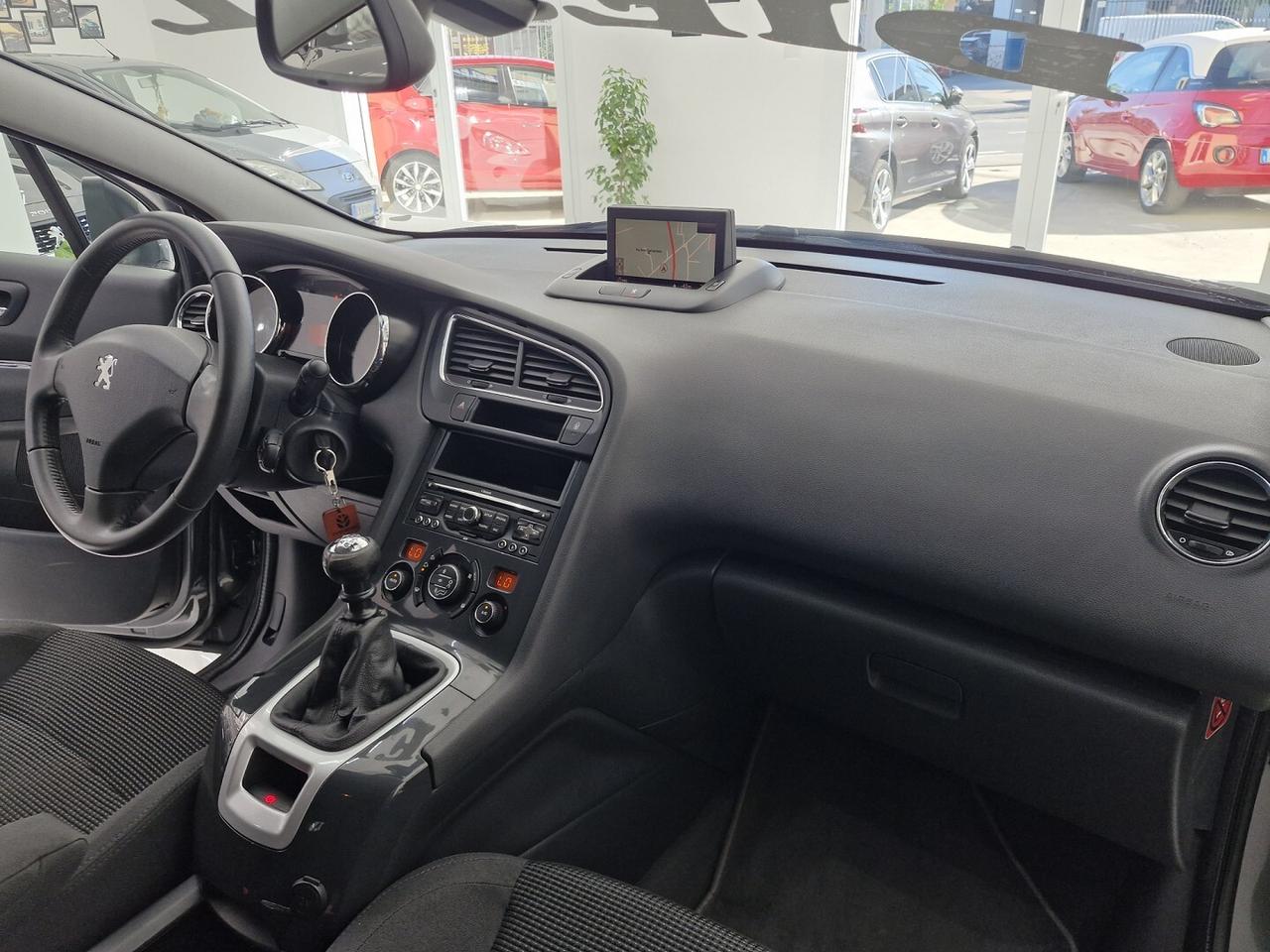 PEUGEOT 5008 2.0 DIESEL150CV 7 POSTI