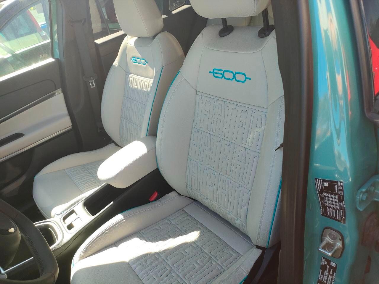 FIAT 600 (2023-->) 600 Hybrid 110 CV DCT MHEV L...