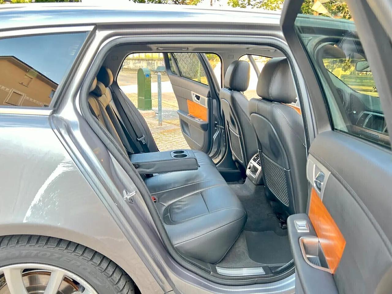 Jaguar XF Sportbrake 3.0 D V6 Premium Luxury