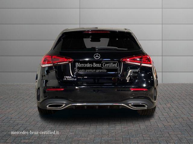MERCEDES-BENZ A 180 d Automatic Premium