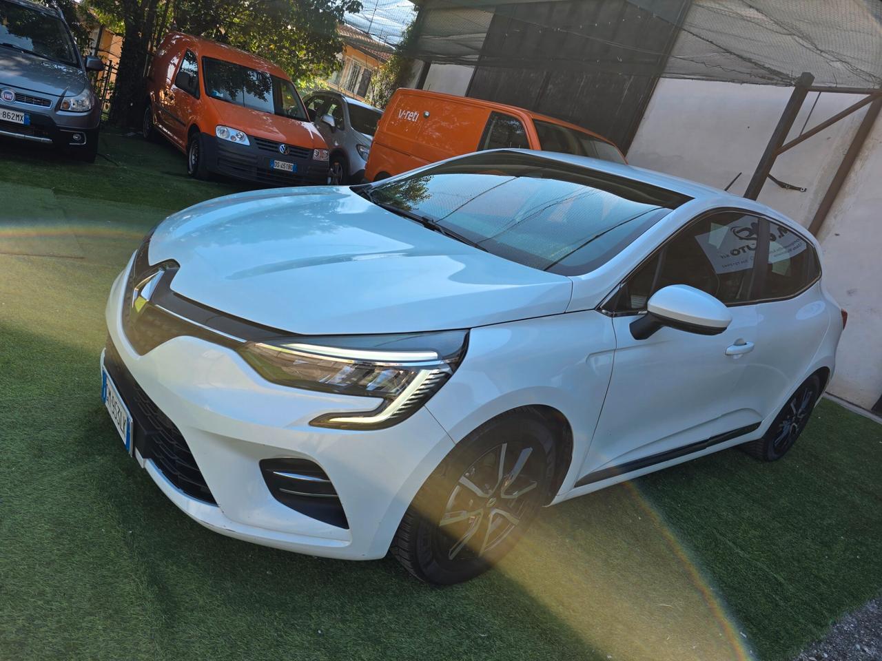 Renault Clio 1.6Hybrid E-Tech 145cv neop ok-2023