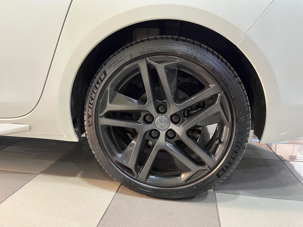 Peugeot 308 BlueHDi 130 S&S EAT8 GT Pack