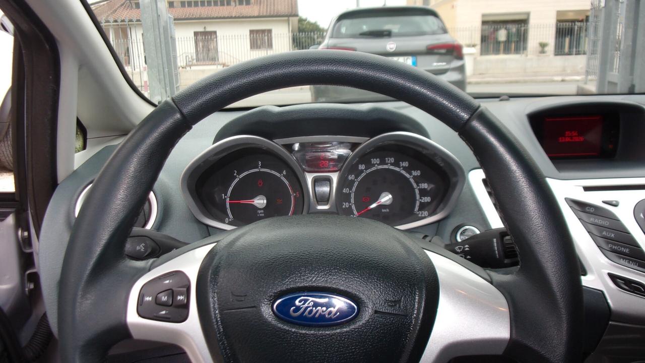 Ford Fiesta 1.4 TDCi 5p. Titanium