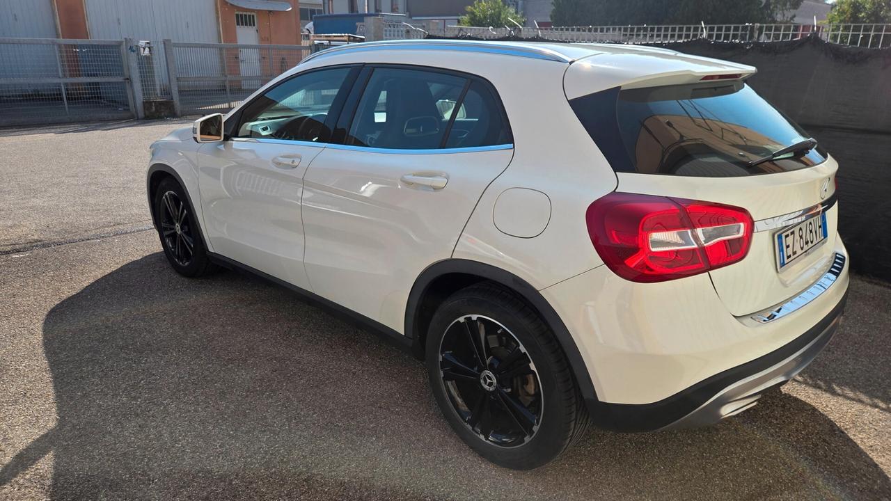 Mercedes-benz GLA 200 premium unico proprietario