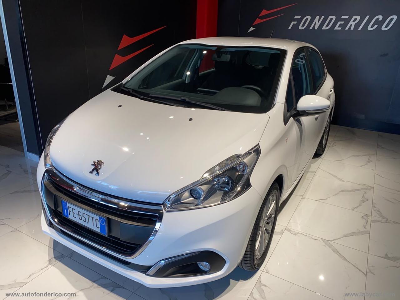 PEUGEOT 208 PureTech 82 5p. Allure
