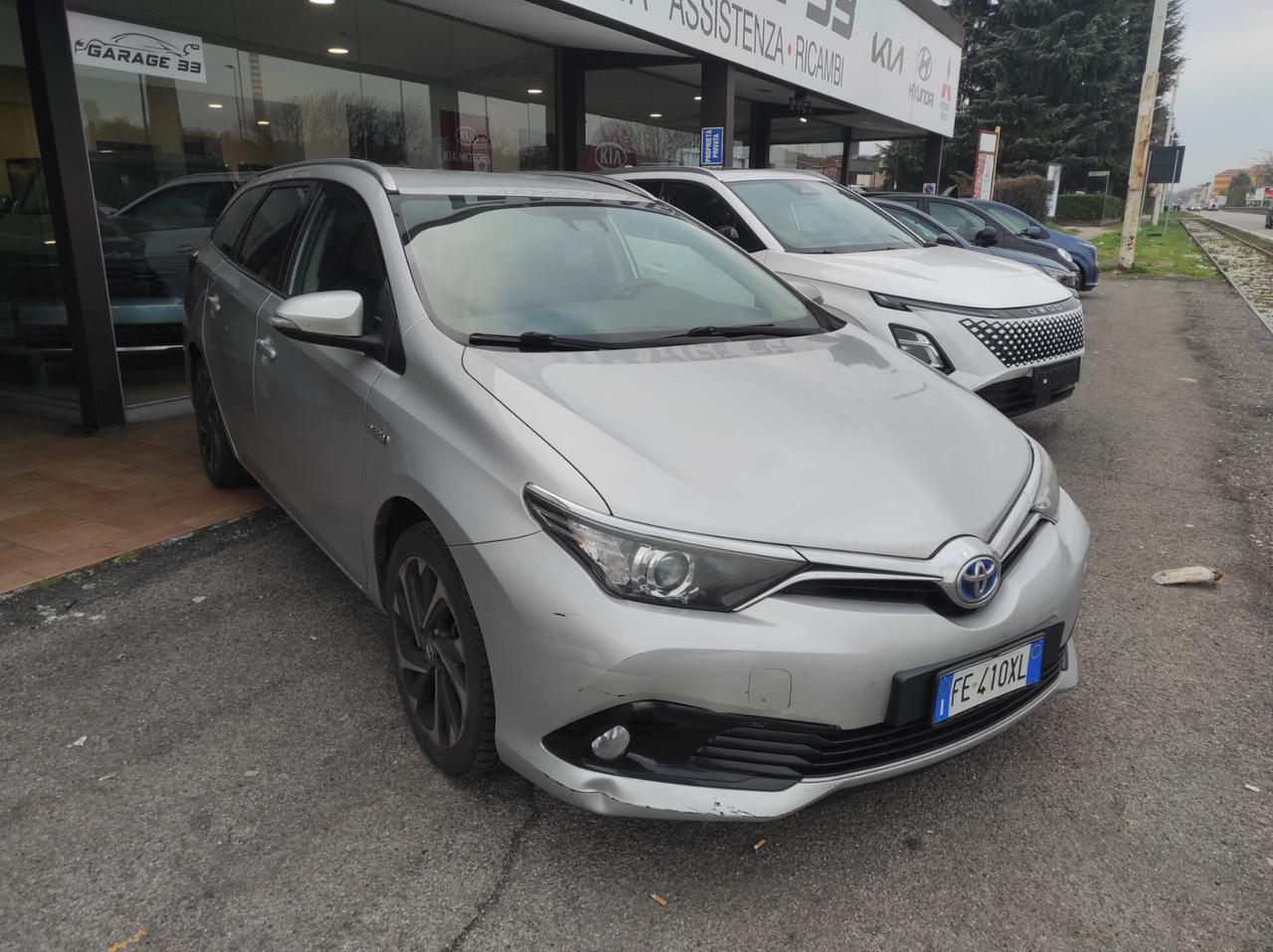 Toyota Auris Touring Sports 1.8 Hybrid Lounge