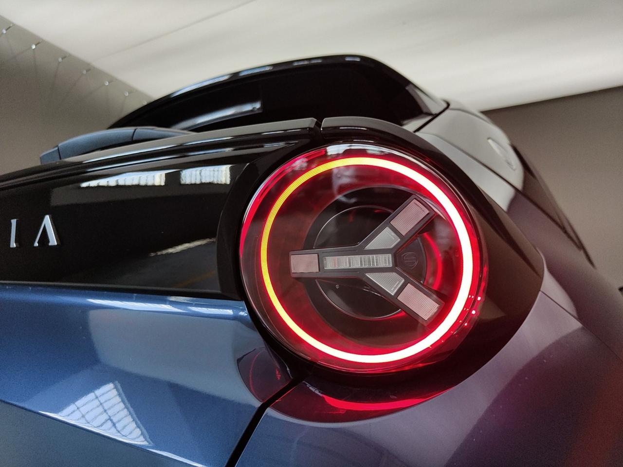 LANCIA Ypsilon IV 2024 156CV BEV 51KW LX (GUIDA AUTONOMA LIVELLO 2, INFOTAINMENT SALA PRO NAVI)